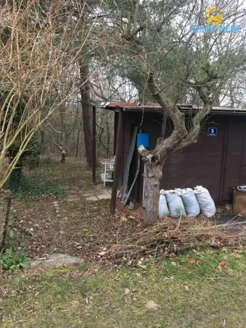 Pronájem zahrady, Praha - Dejvice, Zlatnice, 400 m2