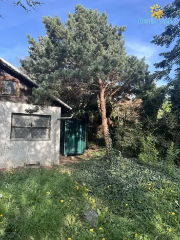 Pronájem zahrady, Praha - Dejvice, Zlatnice, 400 m2