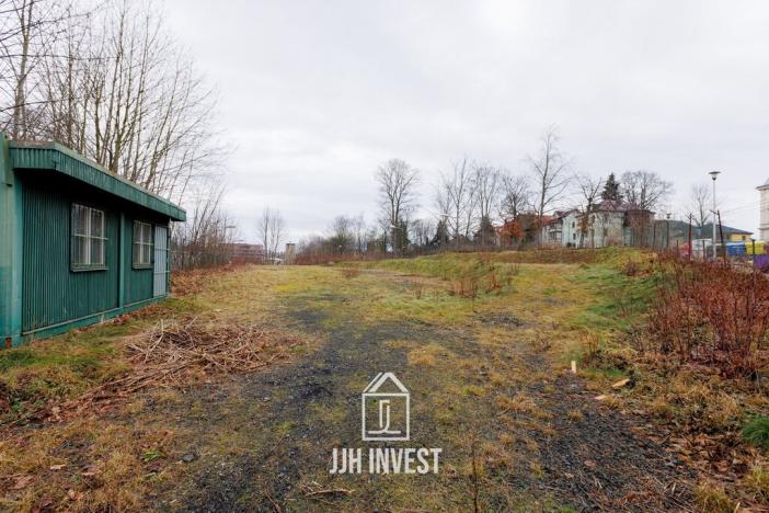 Pronájem komerčního pozemku, Liberec, Zeyerova, 3942 m2