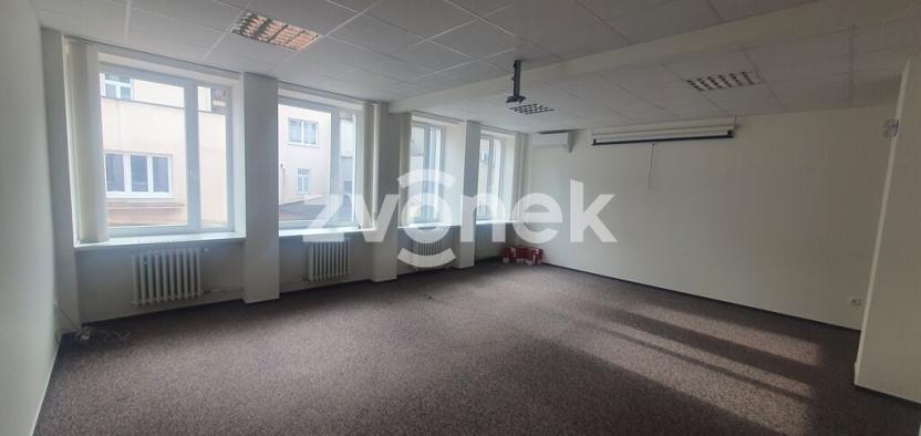 Pronájem kanceláře, Zlín, Zarámí, 59 m2