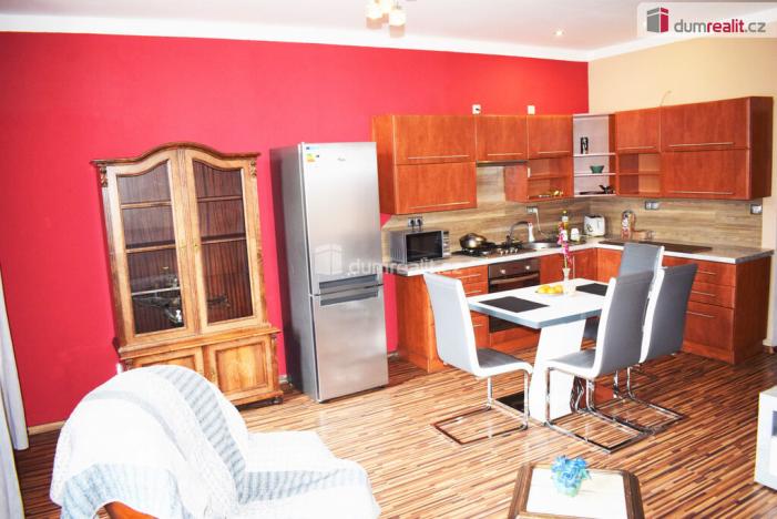 Prodej bytu 2+kk, Karlovy Vary - Dvory, Chebská, 51 m2