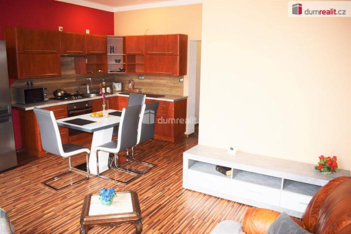 Prodej bytu 2+kk, Karlovy Vary - Dvory, Chebská, 51 m2