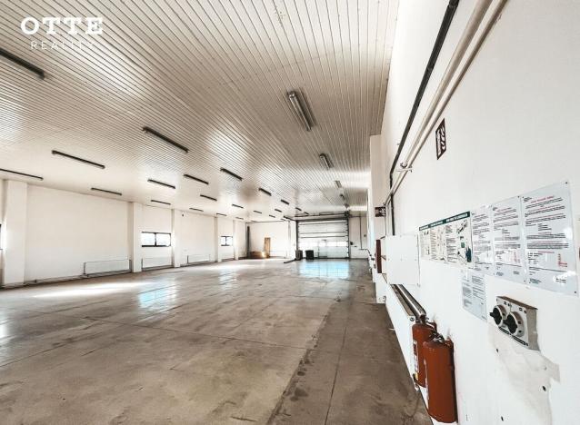 Prodej výrobních prostor, Dobřany - Šlovice, 775 m2