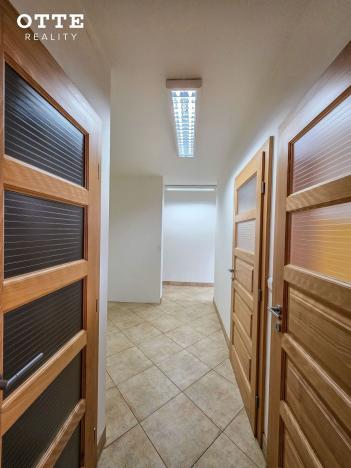 Prodej výrobních prostor, Dobřany - Šlovice, 775 m2