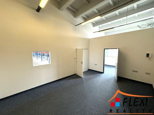 Pronájem skladu, Ostrava - Mariánské Hory, Novoveská, 500 m2