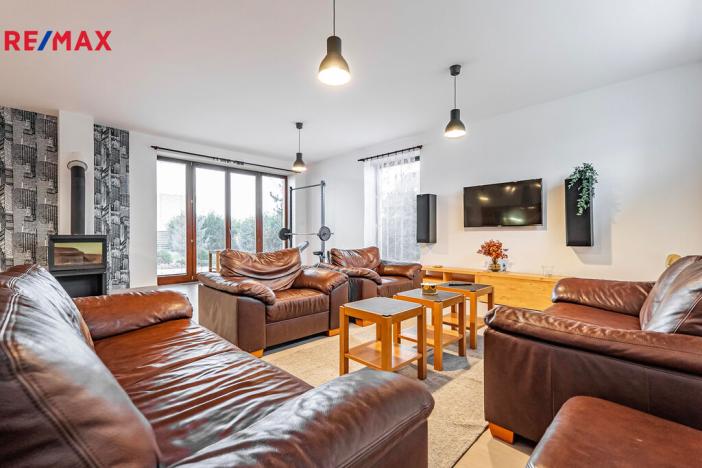 Prodej rodinného domu, Černošice, Měsíční, 323 m2