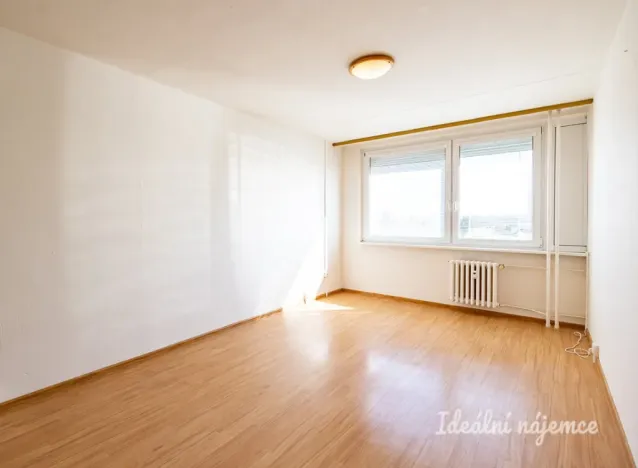 Pronájem bytu 2+kk, Praha - Petrovice, Lessnerova, 43 m2