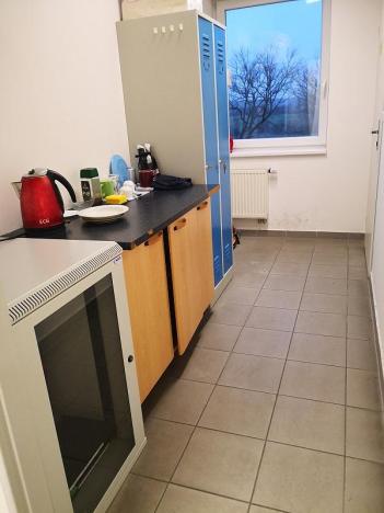 Pronájem kanceláře, Kozomín, 195 m2