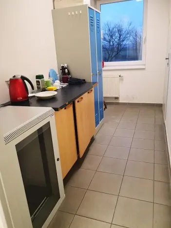 Pronájem kanceláře, Kozomín, 195 m2