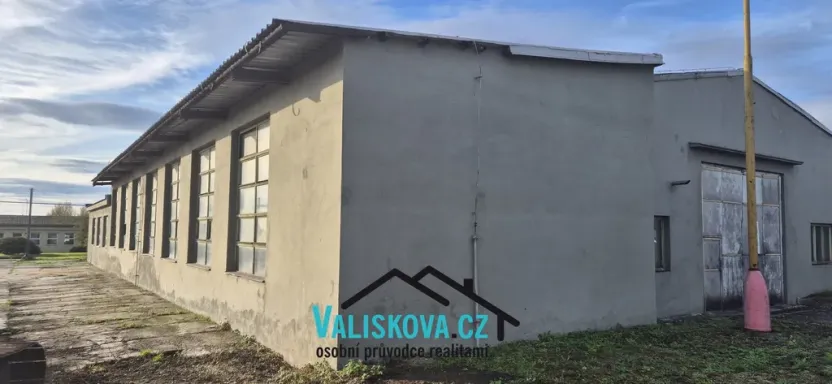 Pronájem výrobních prostor, Kojetín, 1200 m2