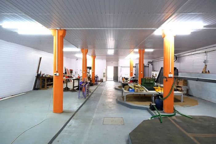 Prodej výrobních prostor, Kramolín, 2332 m2