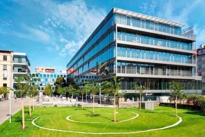 Pronájem kanceláře, Praha - Holešovice, Jankovcova, 330 m2