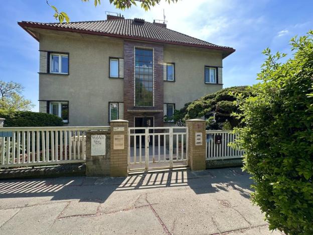 Prodej komerční nemovitosti, Praha - Strašnice, U krbu, 235 m2