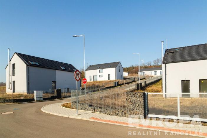 Prodej rodinného domu, Knovíz, Na Hrudném, 147 m2