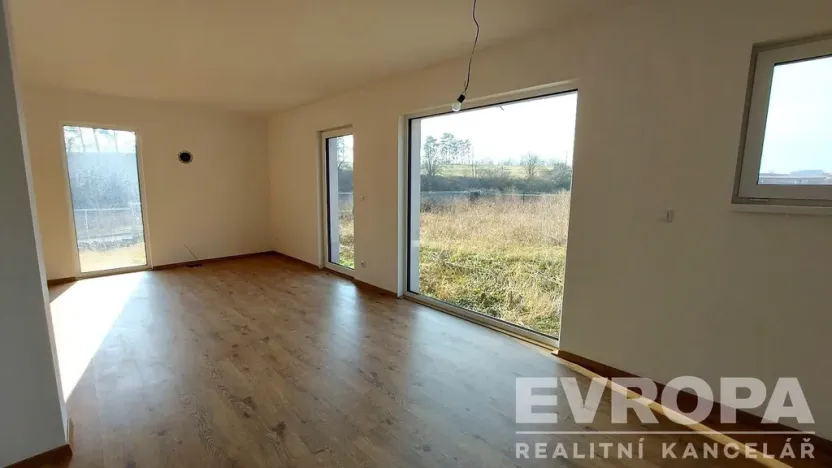 Prodej rodinného domu, Knovíz, Na Hrudném, 147 m2