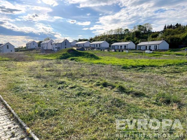 Prodej pozemku pro bydlení, Knovíz, Na Hrudném, 814 m2