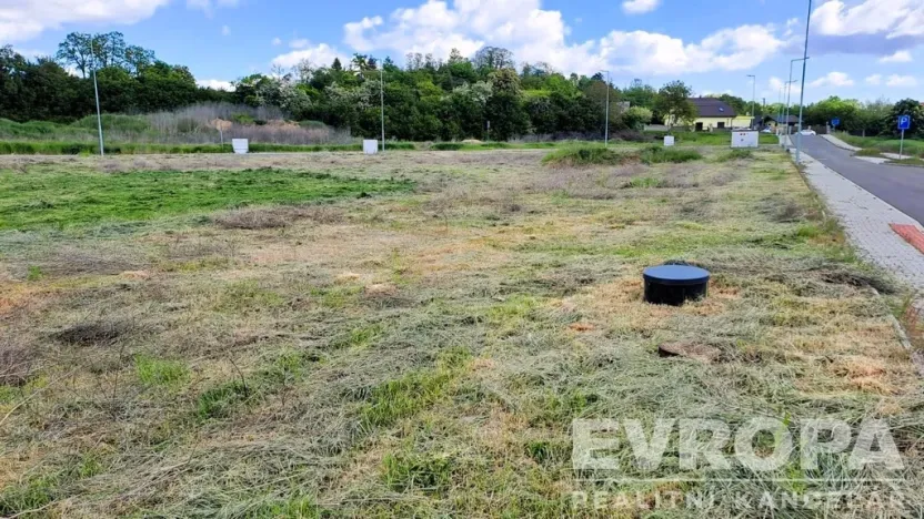 Prodej pozemku pro bydlení, Knovíz, 814 m2