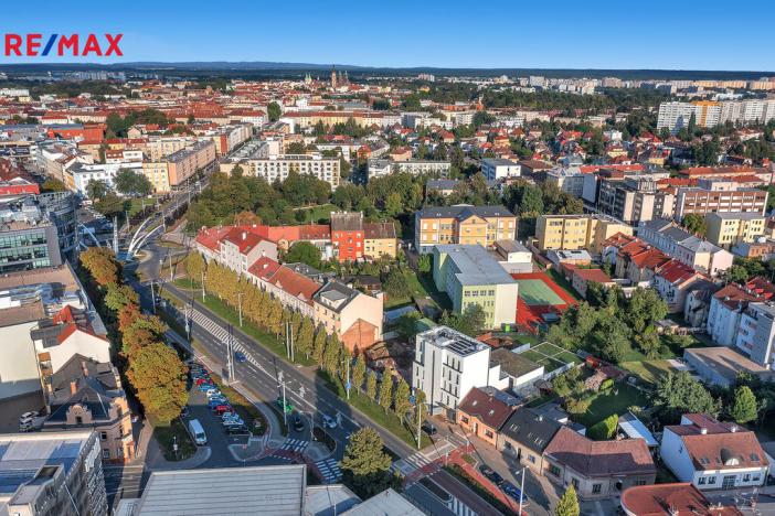 Prodej bytu 2+kk, Hradec Králové - Pražské Předměstí, Gočárova třída, 203 m2