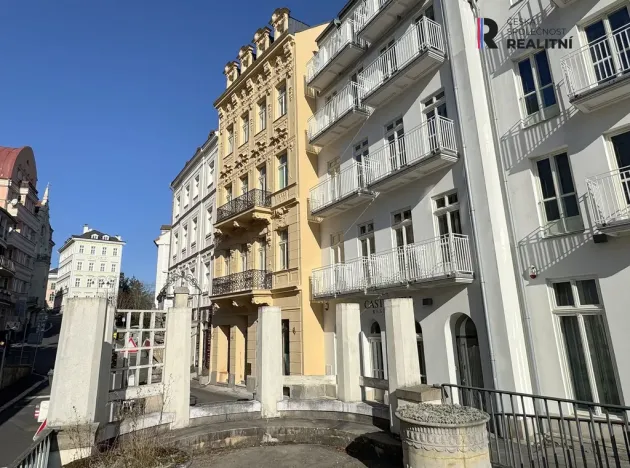 Pronájem činžovního domu, Karlovy Vary, Zámecký vrch, 670 m2