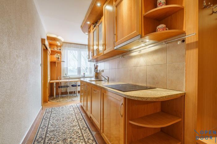 Prodej bytu 3+1, Karlovy Vary, Krušnohorská, 64 m2