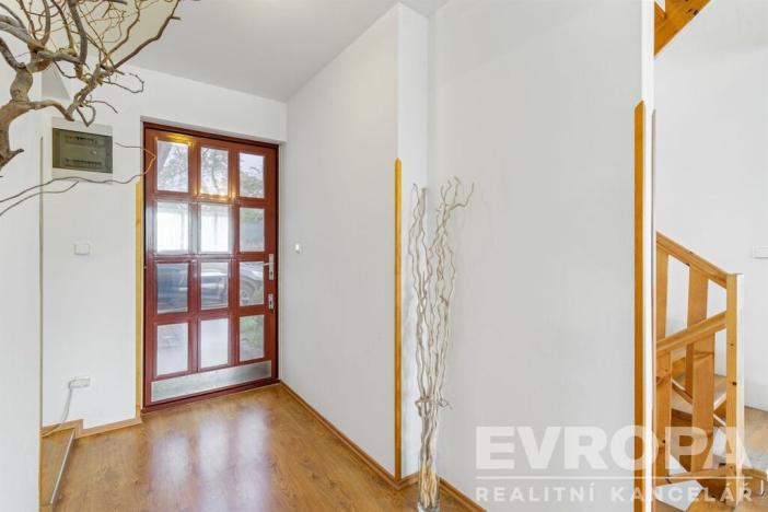 Prodej rodinného domu, Ústí nad Labem - Hostovice, Hostovická, 250 m2