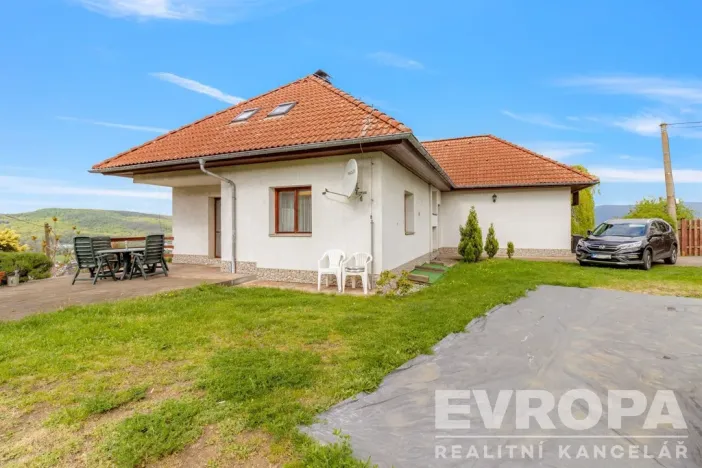 Prodej rodinného domu, Ústí nad Labem - Hostovice, Hostovická, 250 m2