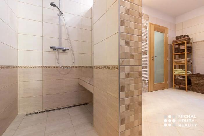 Prodej rodinného domu, Kopřivnice, Štramberská, 230 m2