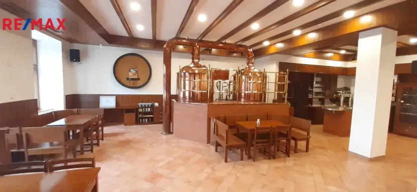 Pronájem restaurace, Rýmařov, Pivovarská, 800 m2