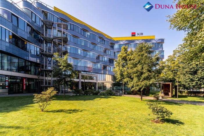 Pronájem kanceláře, Praha - Libeň, Českomoravská, 305 m2