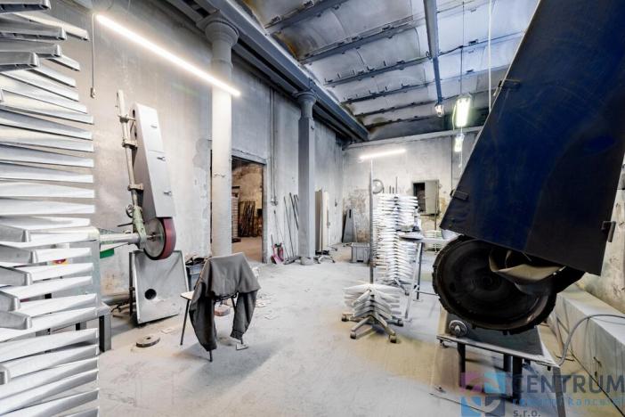 Prodej výrobních prostor, Smržovka, Rooseweltova, 492 m2