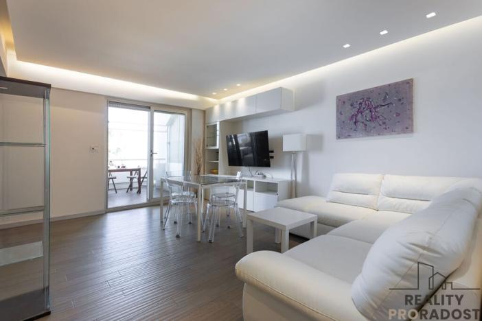 Prodej bytu 2+kk, Via Aldo Moro, 65015 Montesilvano PE, Itálie, 57 m2