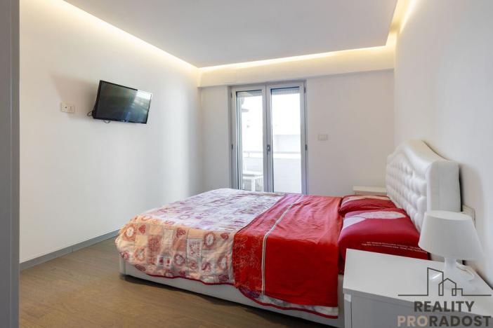 Prodej bytu 2+kk, Via Aldo Moro, 65015 Montesilvano PE, Itálie, 57 m2