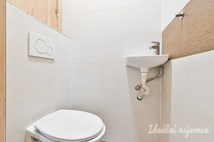 Pronájem bytu 2+1, Brno - Kohoutovice, Voříškova, 52 m2