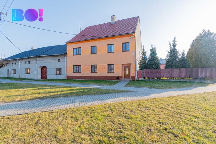 Prodej rodinného domu, Dolany, 340 m2