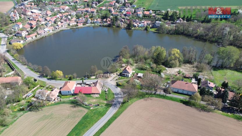 Prodej rybníku, Svojšice, 70738 m2