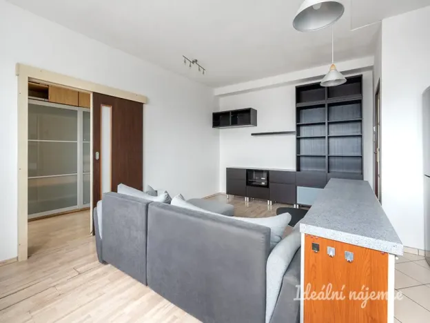Pronájem bytu 2+kk, Praha - Holešovice, U staré plynárny, 46 m2