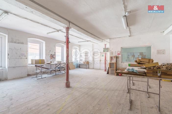 Prodej výrobních prostor, Karlovy Vary - Rybáře, Sokolovská, 2100 m2