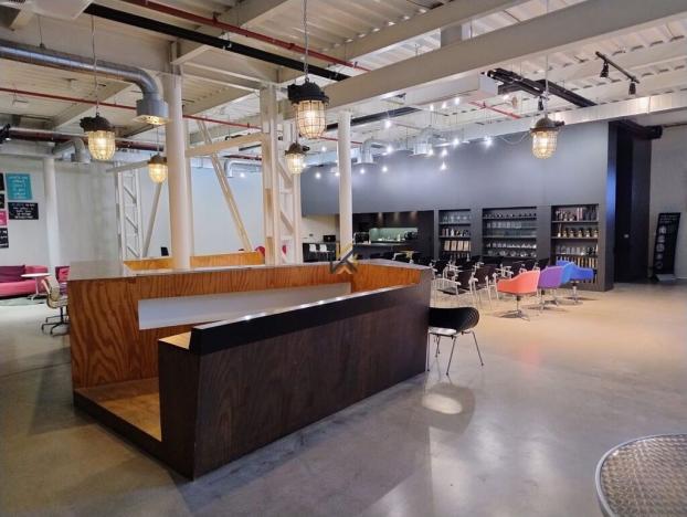 Pronájem kanceláře, Praha - Karlín, Pernerova, 595 m2