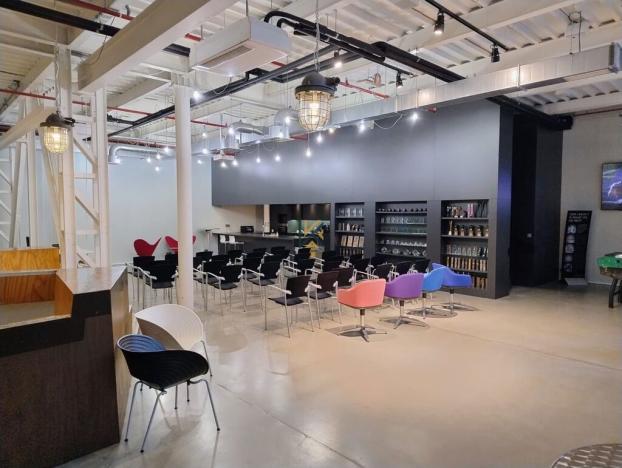 Pronájem kanceláře, Praha - Karlín, Pernerova, 595 m2