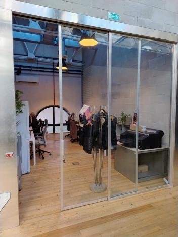 Pronájem kanceláře, Praha - Karlín, Pernerova, 595 m2