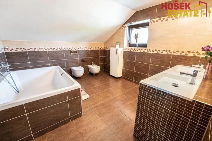 Prodej rodinného domu, Brno, Modřická, 263 m2