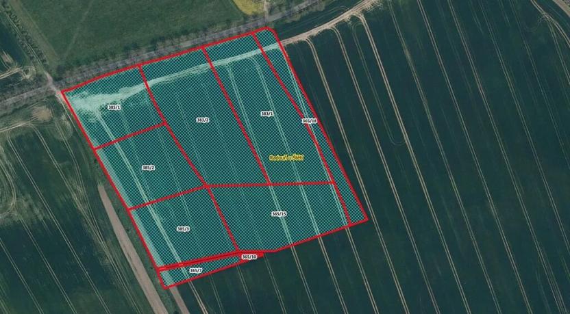 Prodej podílu pole, Štětí, 14932 m2