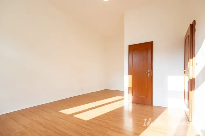 Pronájem bytu 2+kk, Praha - Žižkov, Seifertova, 46 m2