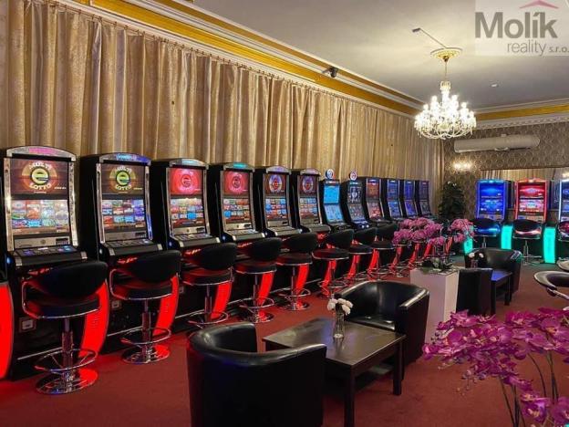 Pronájem restaurace, Teplice - Trnovany, Masarykova třída, 250 m2