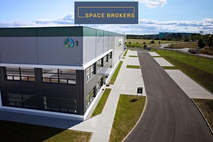 Pronájem skladu, Syrovice, 5063 m2