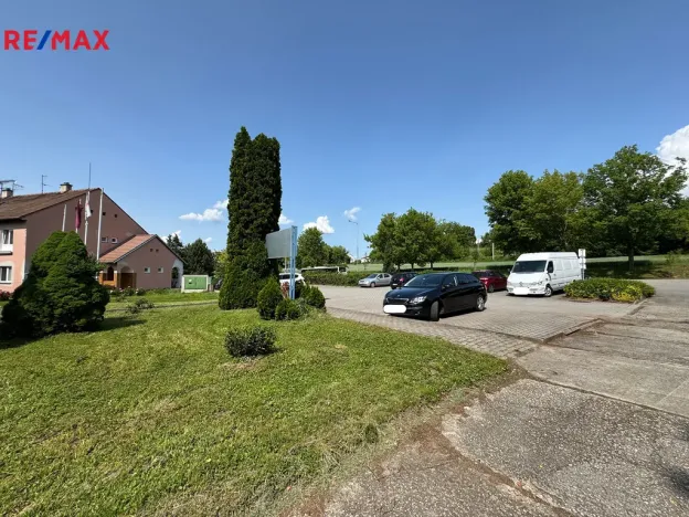 Prodej komerční nemovitosti, Kunovice, Osvobození, 1573 m2