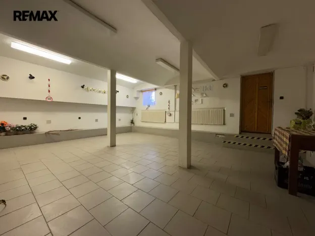 Prodej komerční nemovitosti, Kunovice, Osvobození, 3040 m2
