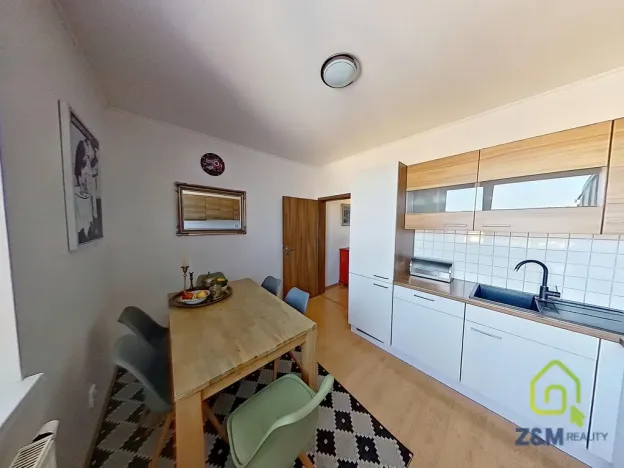 Prodej bytu 3+1, Karlovy Vary, Spálená, 80 m2