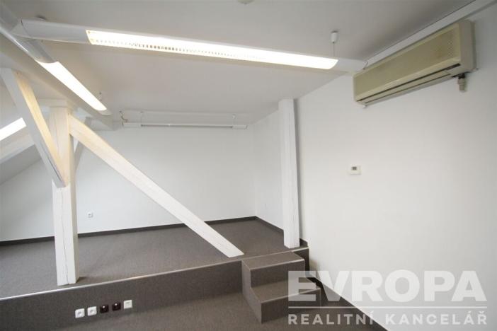 Pronájem kanceláře, Praha - Nové Město, Revoluční, 26 m2