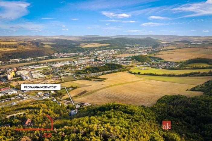 Prodej pozemku pro bydlení, Beroun, samota Na Vinici, 3833 m2